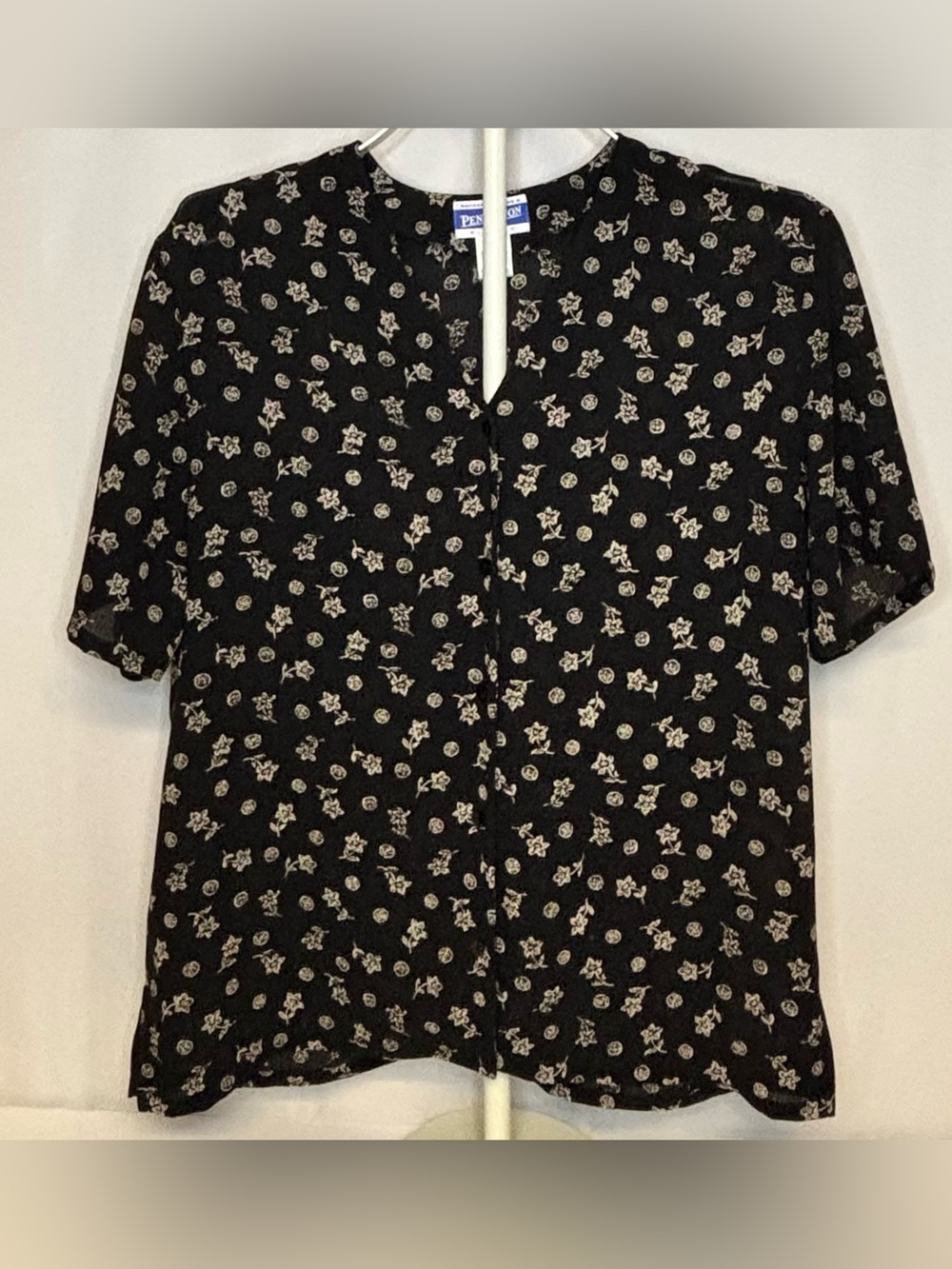 Vintage Pendleton Classic Black Floral Short Sleeve Shirt 12
